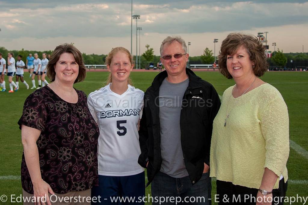 LSoccer Seniors-13.jpg